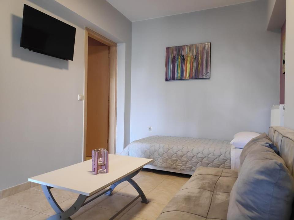 Xenia'S Countryside Guesthouse Agia Marina 외부 사진